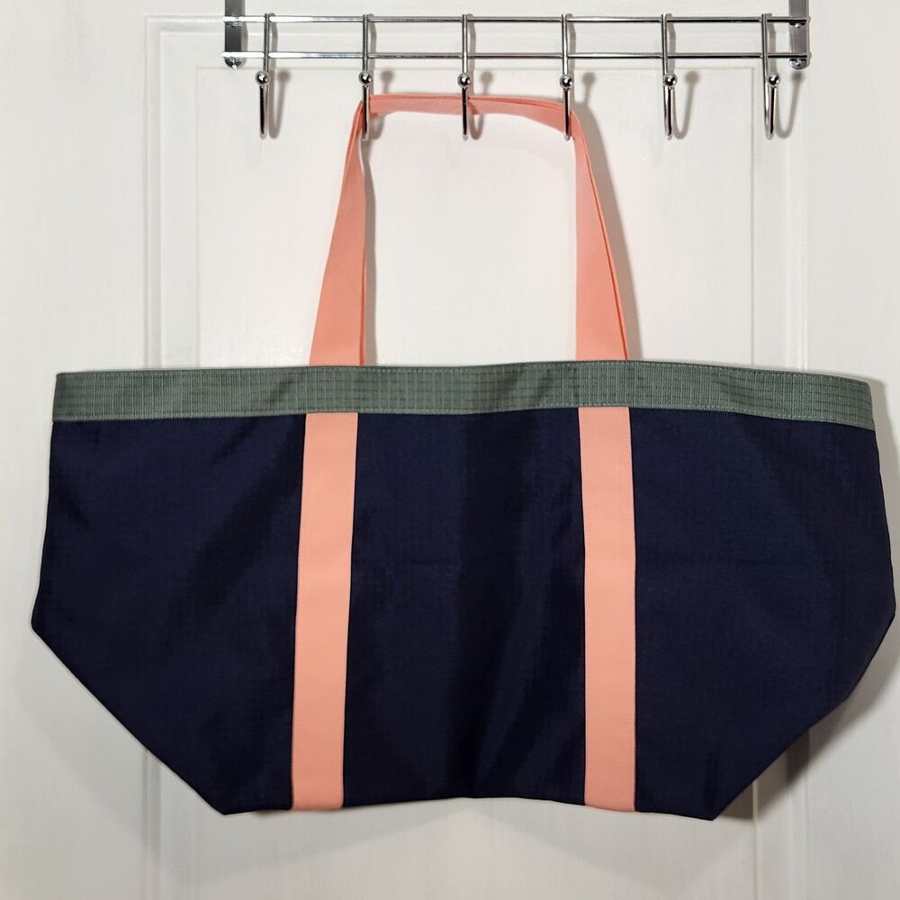 Victoria's Secret PINK Weekender Tote Bag Color Block -27000591 - Picture 5 of 14